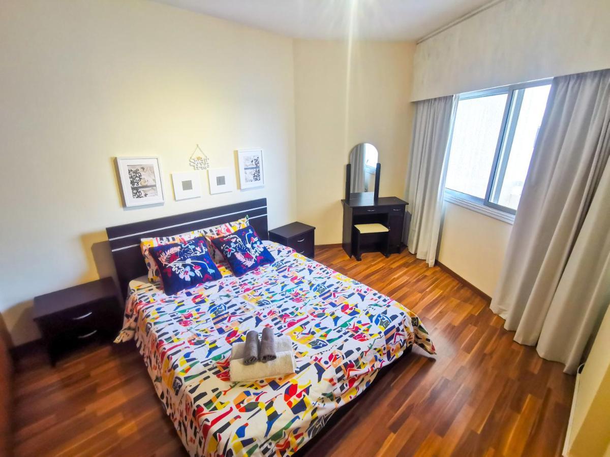 Flirty Flamingo Seaview Seafront Apartment Larnaca Zewnętrze zdjęcie